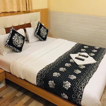 Hotel Kf Residency มุมไบ ภายนอก รูปภาพ