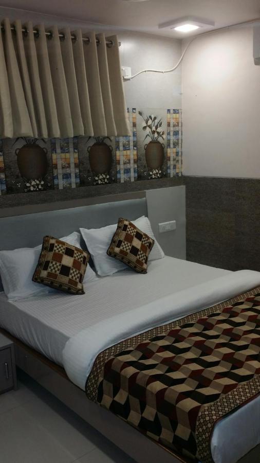 Hotel Kf Residency มุมไบ ภายนอก รูปภาพ