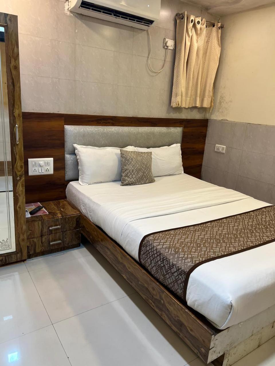 Hotel Kf Residency มุมไบ ภายนอก รูปภาพ