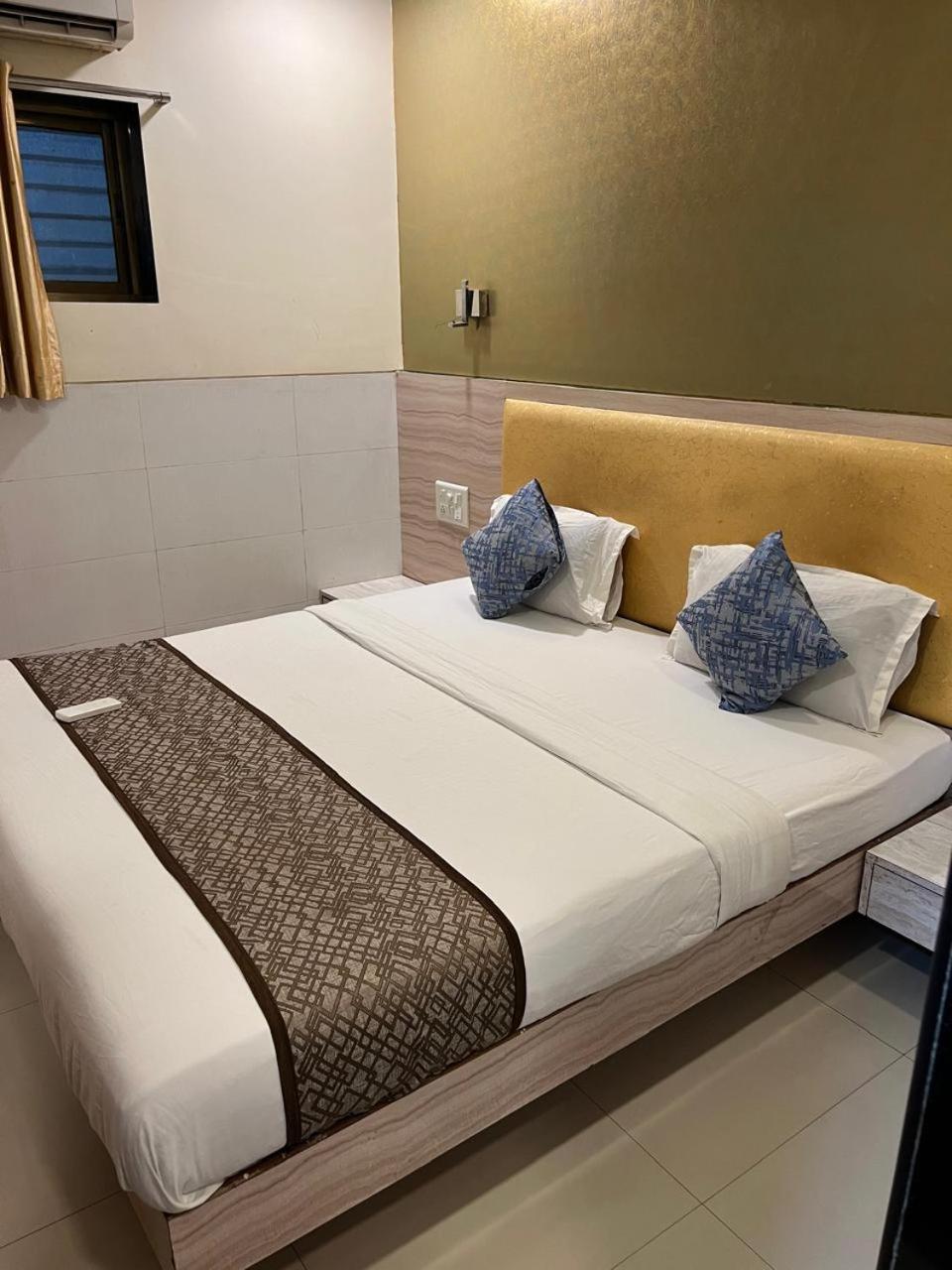 Hotel Kf Residency มุมไบ ภายนอก รูปภาพ